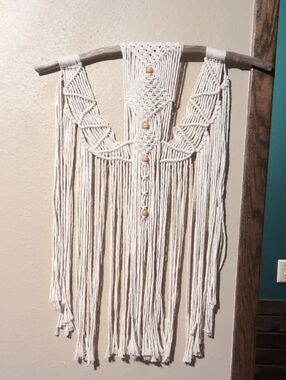 Handmade Cream Macramé Wall Tapestry